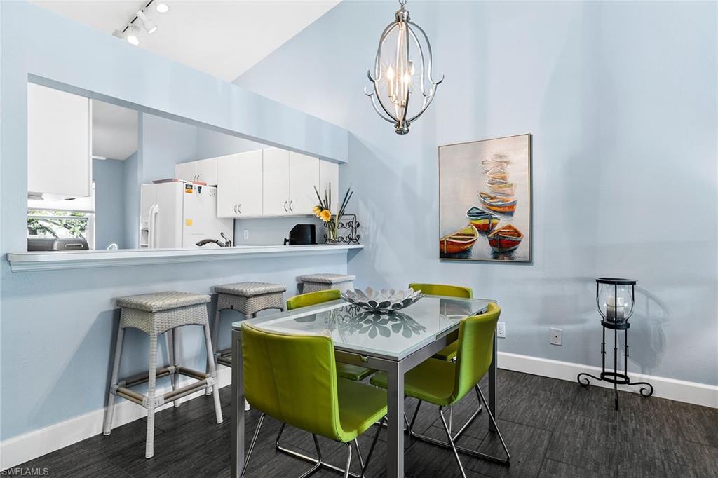 PEBBLE SHORES - Residential