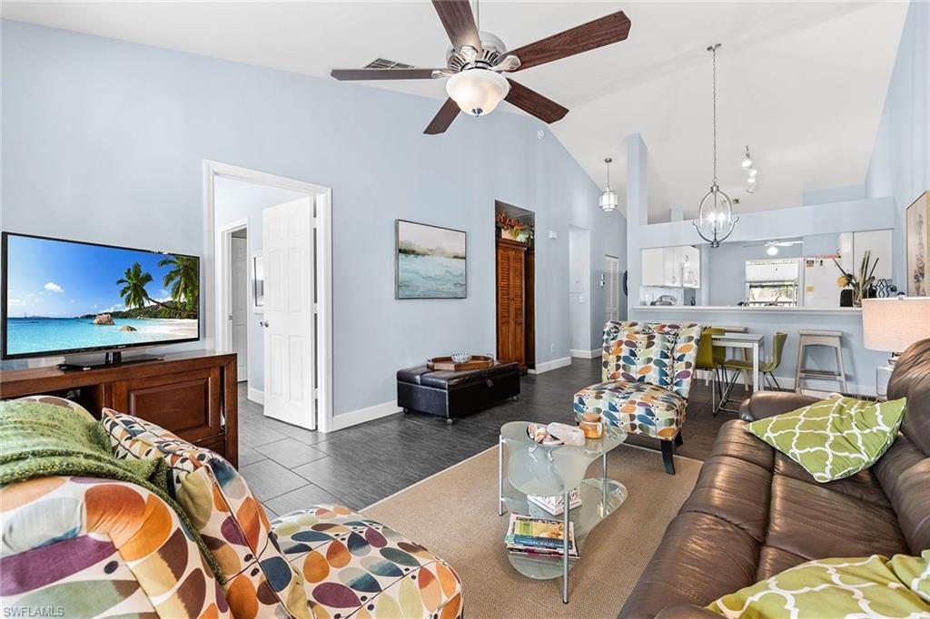 PEBBLE SHORES - Residential