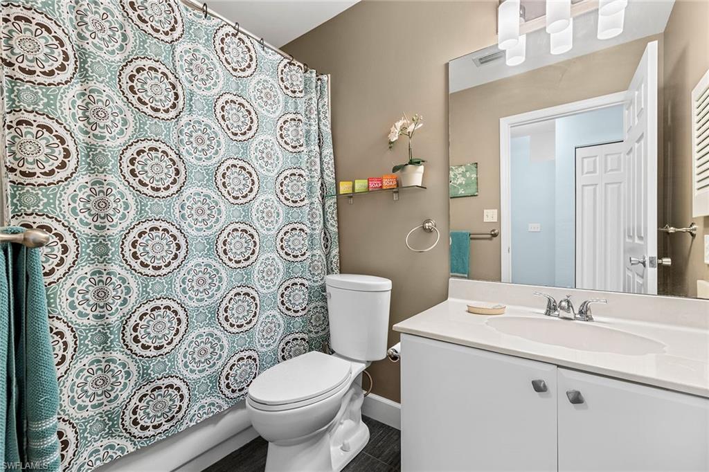 PEBBLE SHORES - Residential