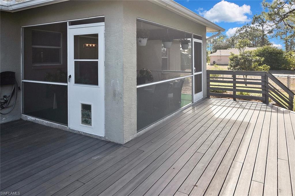 MIRROR LAKES - Residential