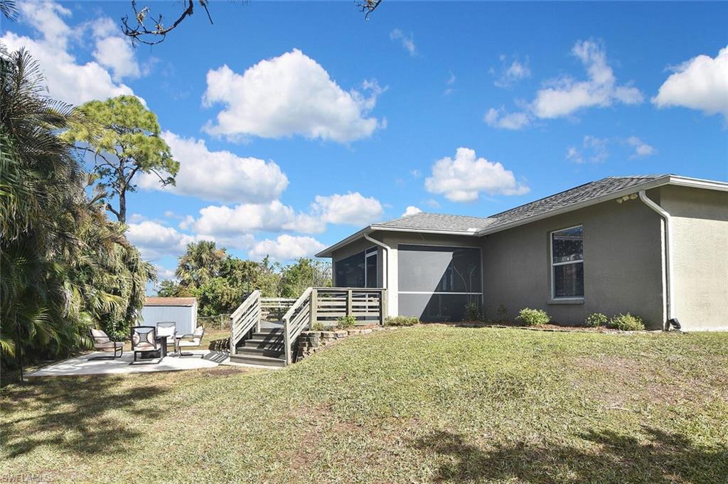 MIRROR LAKES - Residential