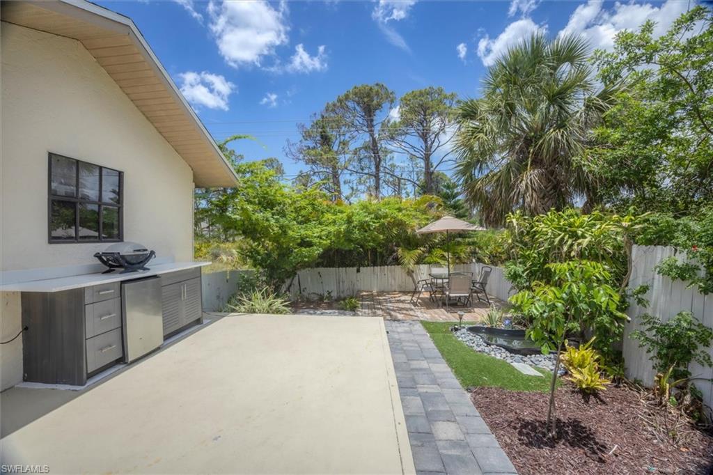 PEBBLE BEACH - Residential