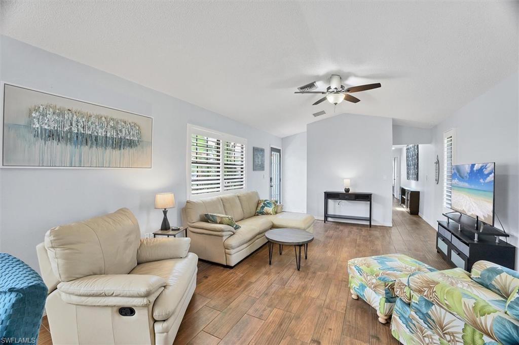 PEBBLE BEACH - Residential