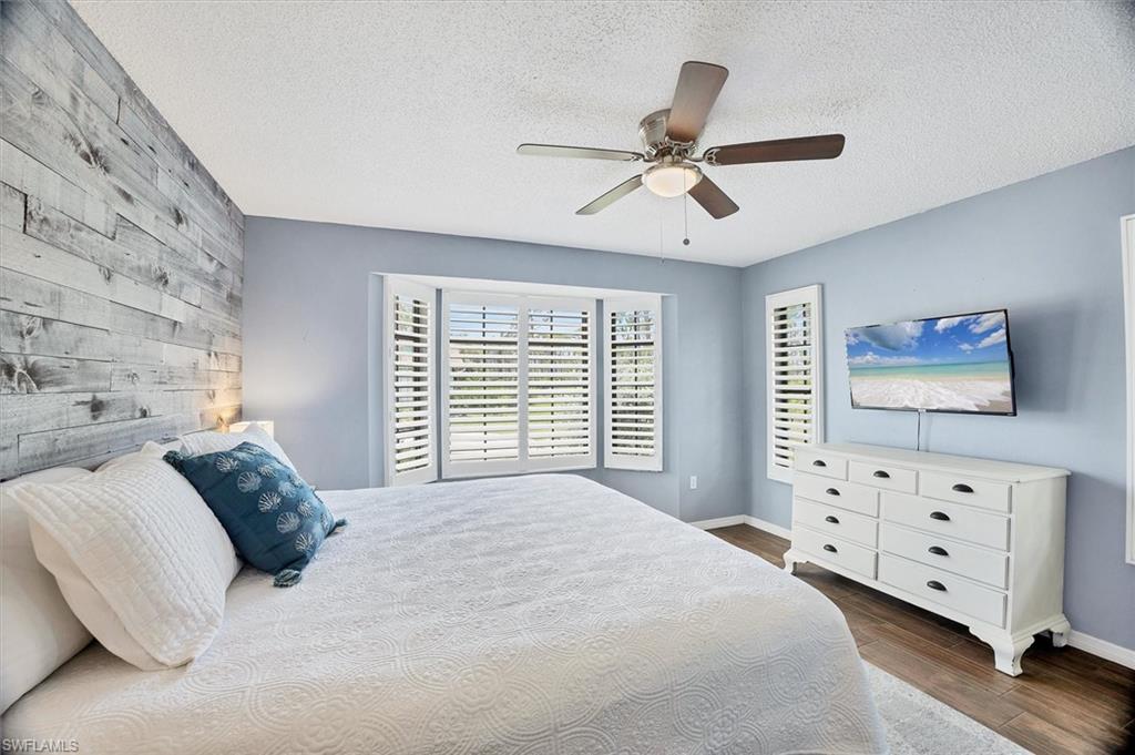 PEBBLE BEACH - Residential