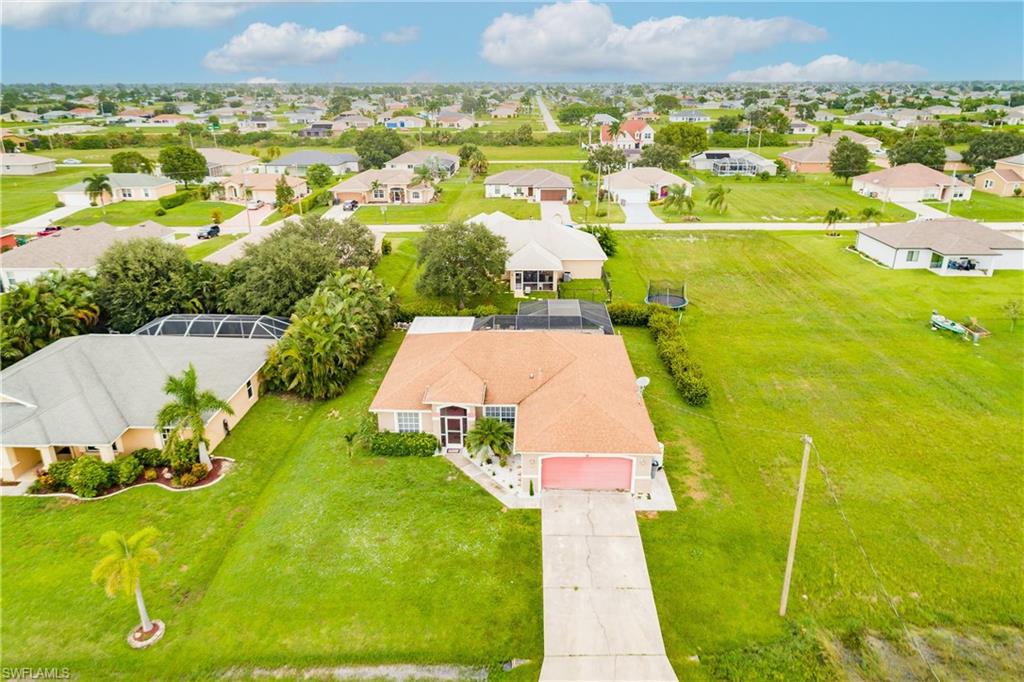 CAPE CORAL - Residential
