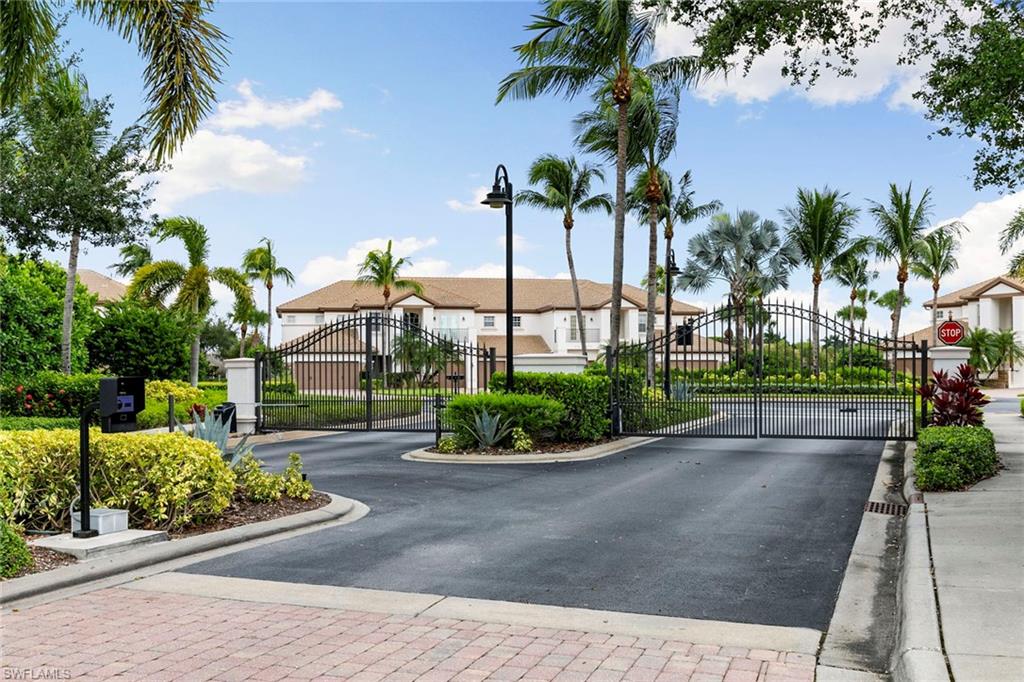 8085 Players Cove DR 201