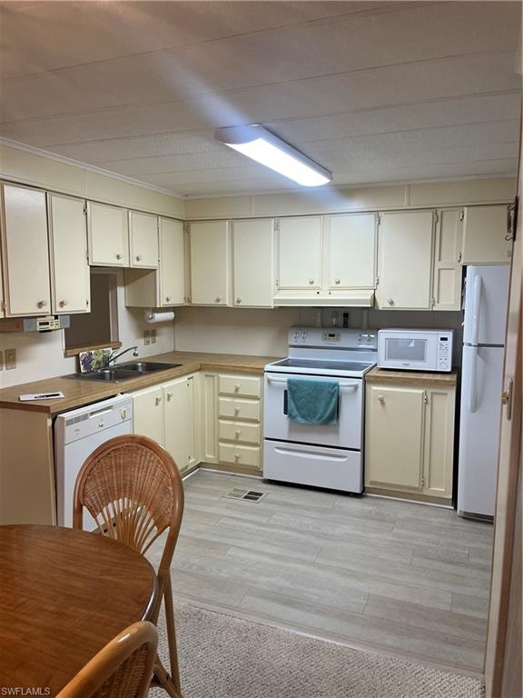 INDIAN VILLAGE - Residential