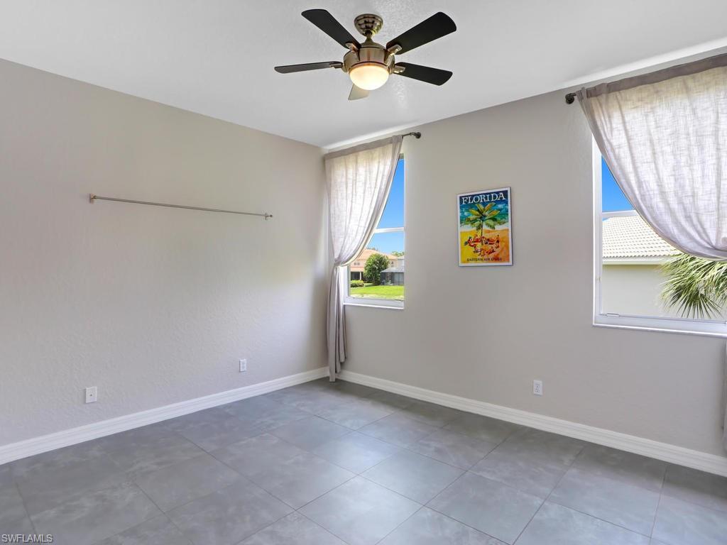 SATURNIA LAKES - Residential