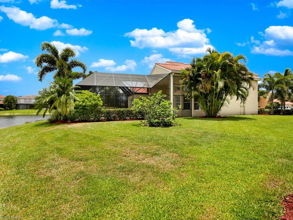 SATURNIA LAKES - Residential