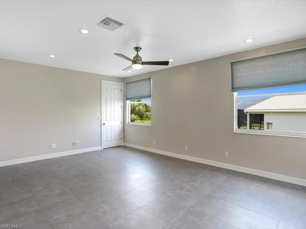 SATURNIA LAKES - Residential