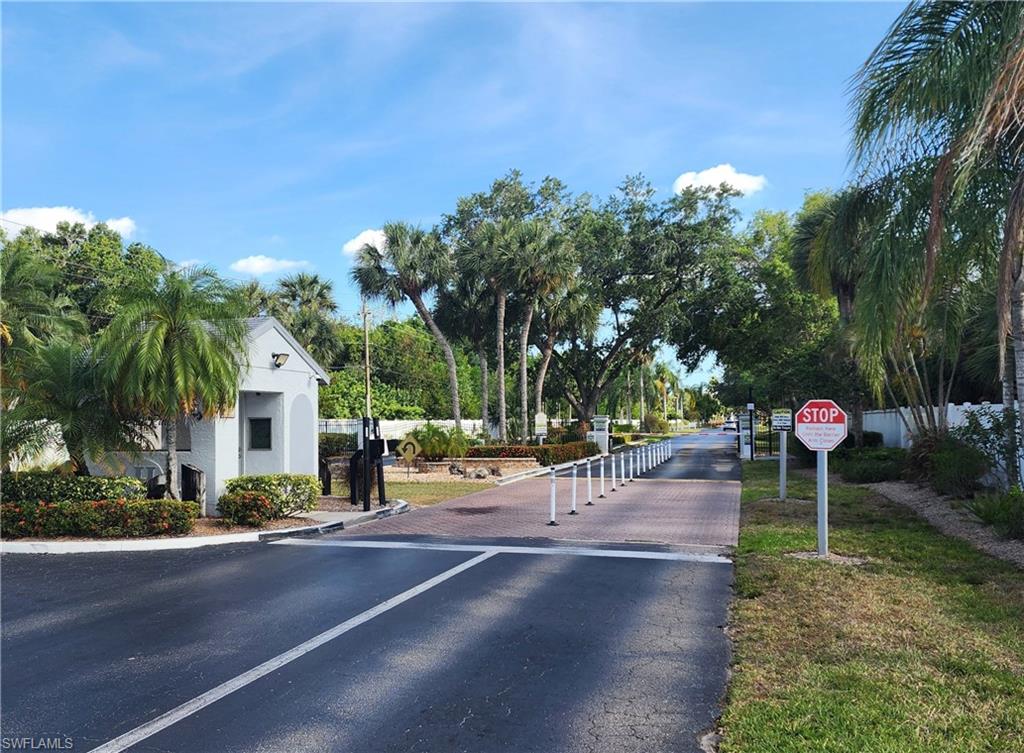 PINE RIDGE OF FORT MYERS VILLAGE - Residential