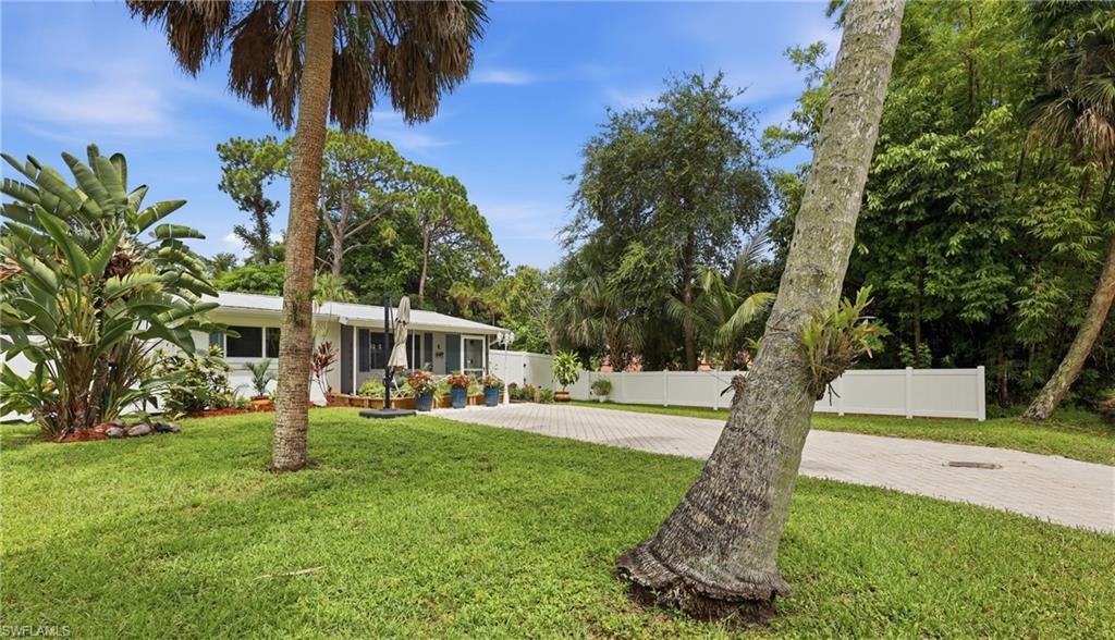 1447 Shadowlawn DR
