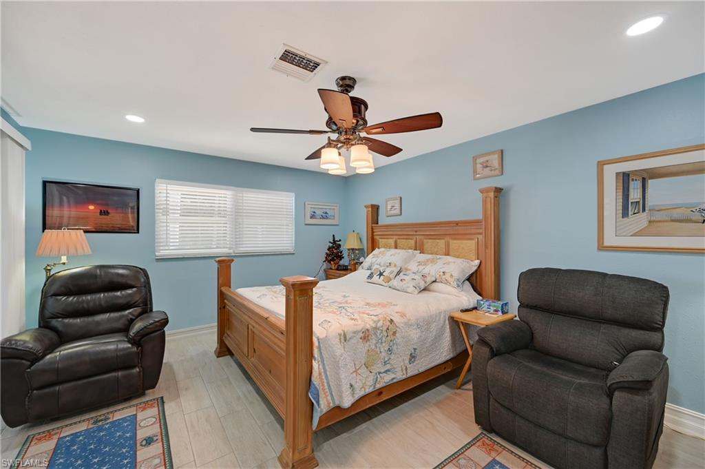 LOCHMOOR - Residential