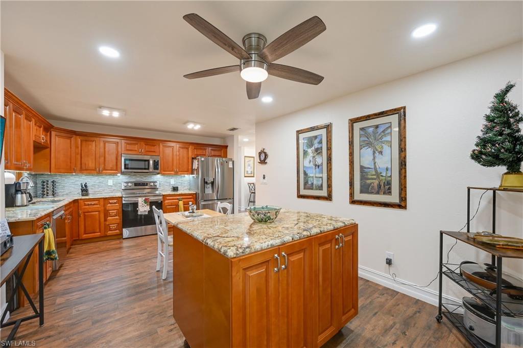 LOCHMOOR - Residential