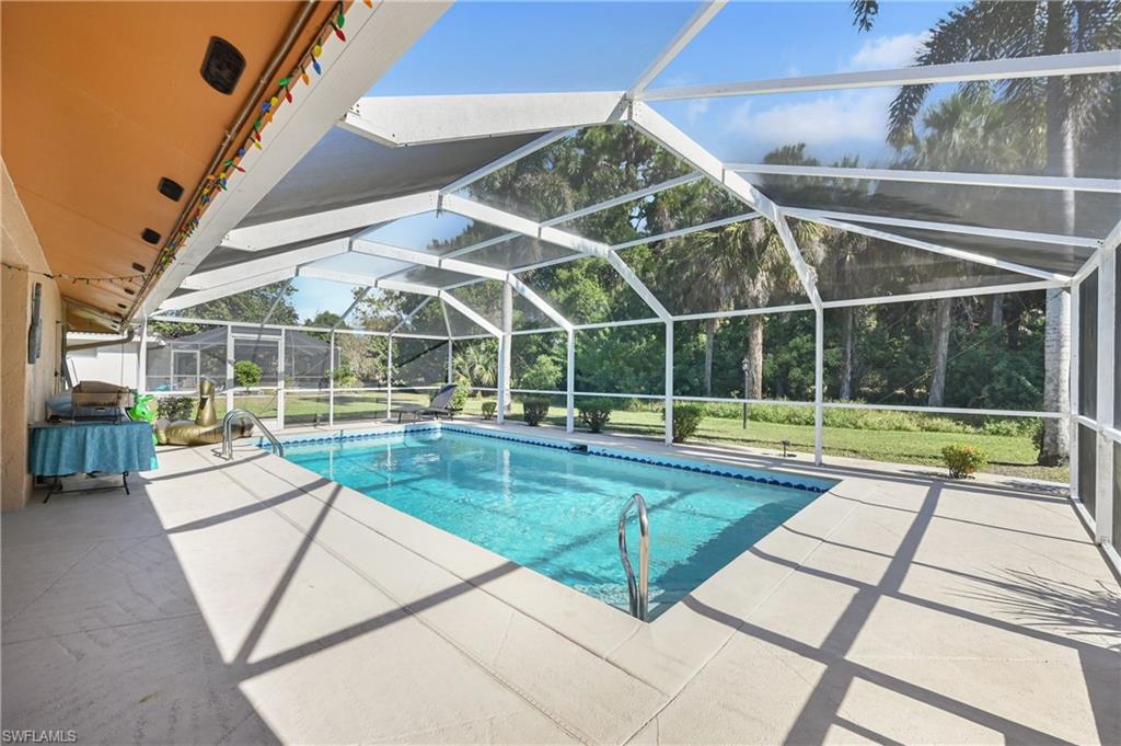 LOCHMOOR - Residential