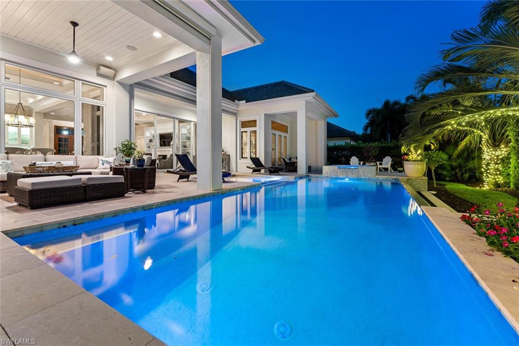 MOORINGS - Residential