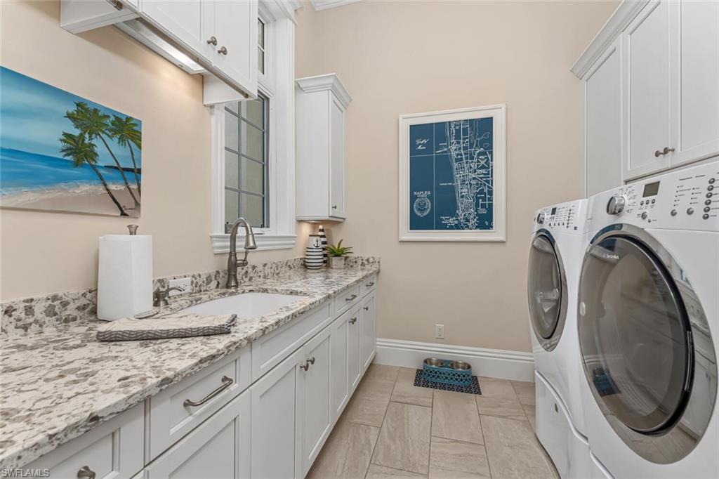 MOORINGS - Residential