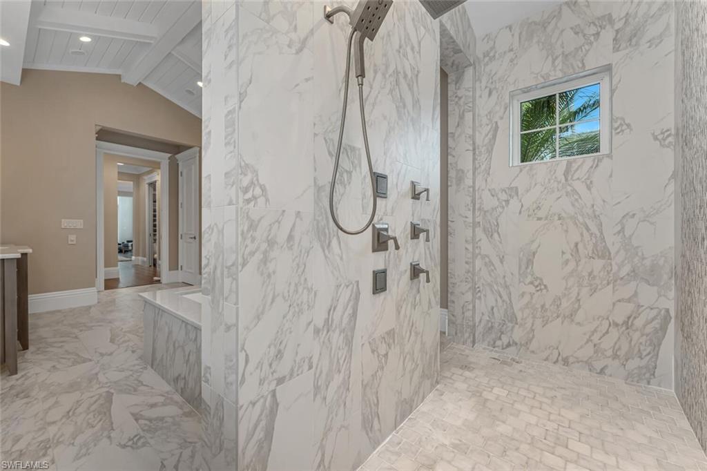 MOORINGS - Residential