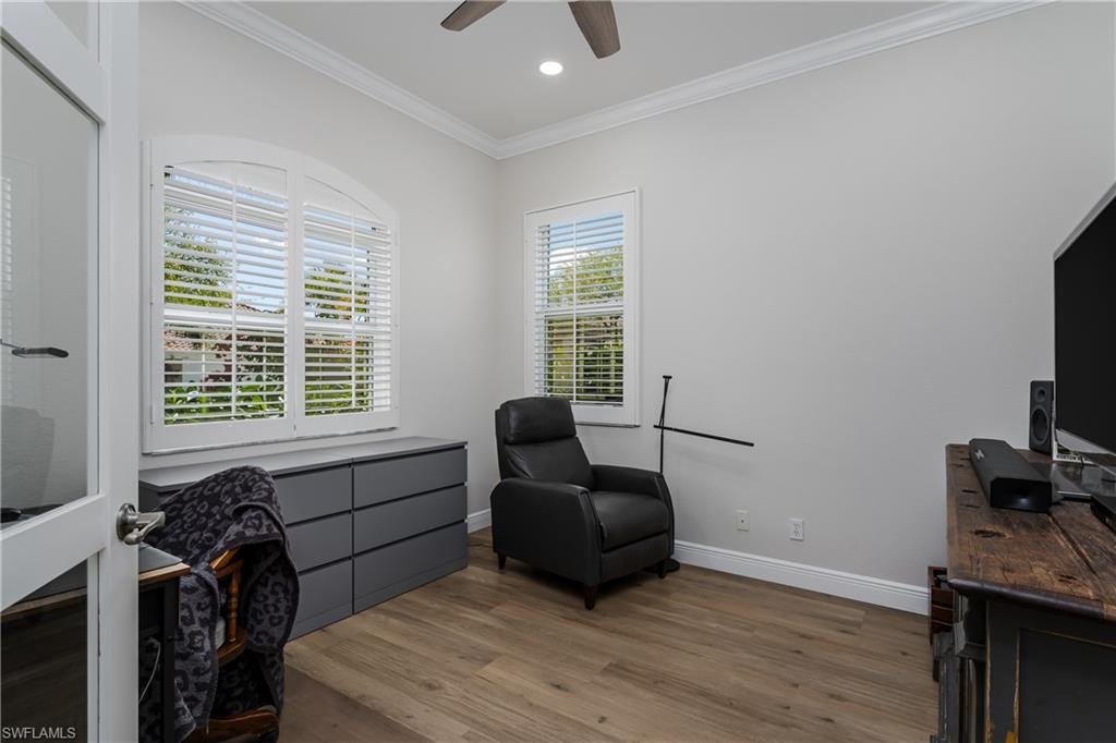 CARLTON LAKES - Residential