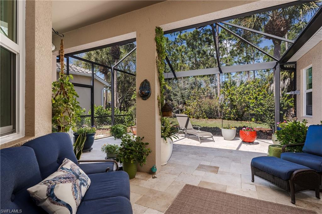 CARLTON LAKES - Residential