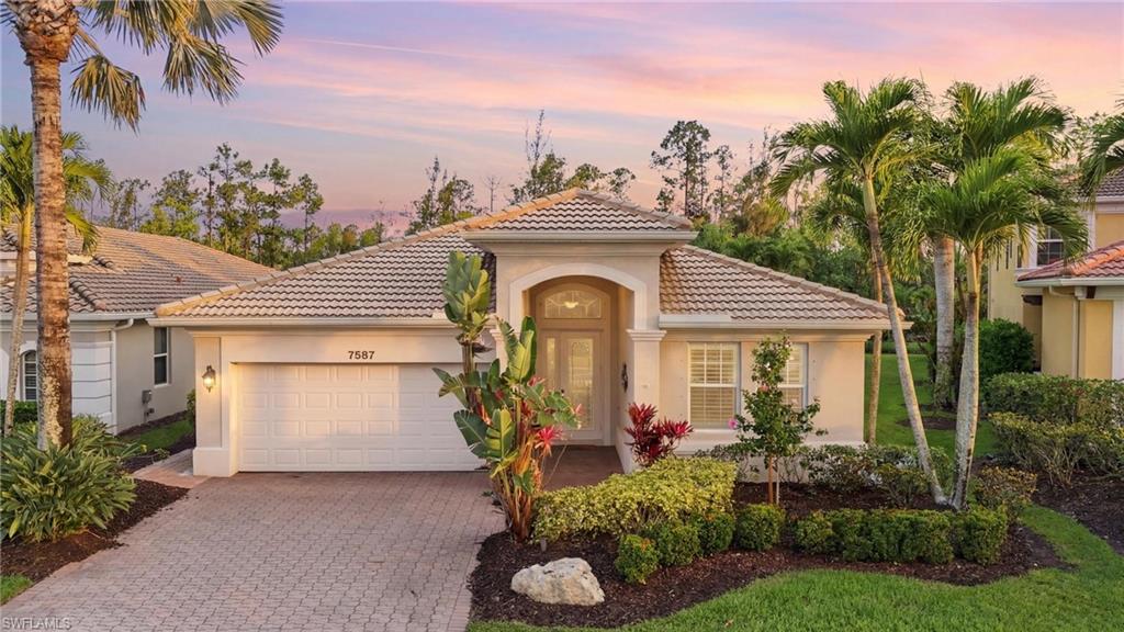 FIRANO AT NAPLES - Residential