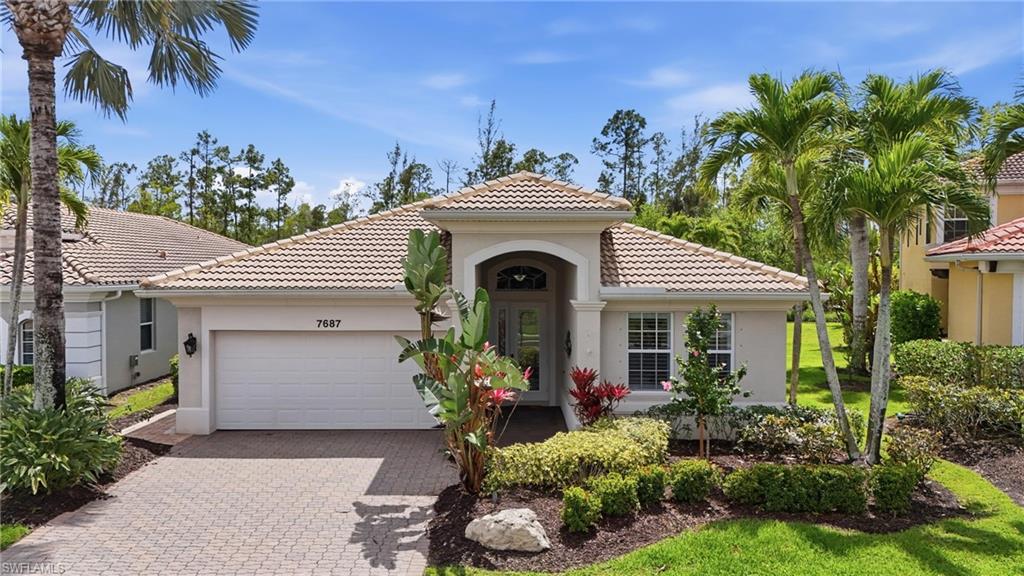 FIRANO AT NAPLES - Residential