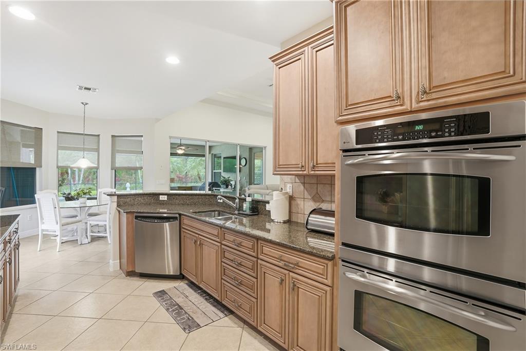 FIRANO AT NAPLES - Residential