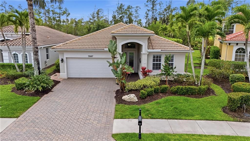 FIRANO AT NAPLES - Residential