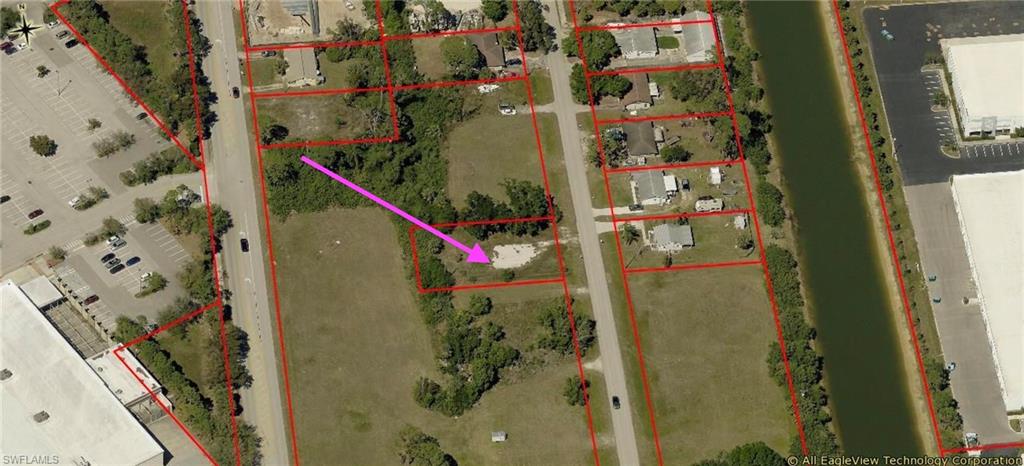 CAPE CORAL - Land