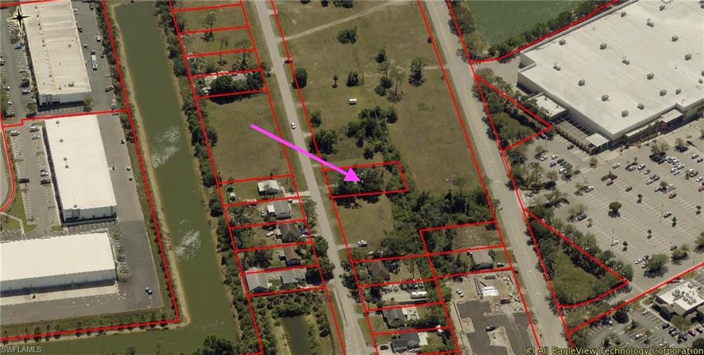CAPE CORAL - Land