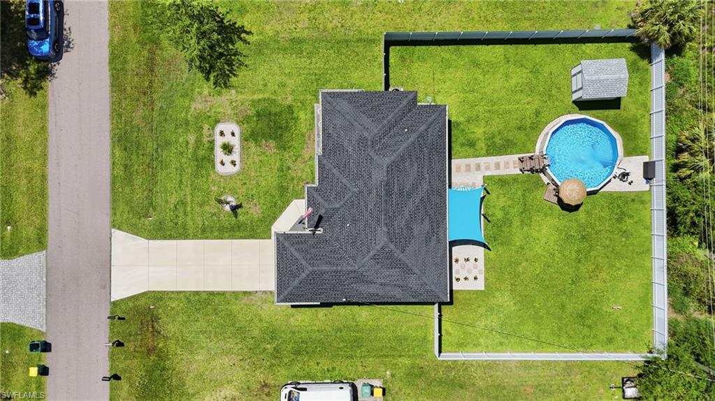 CHARLOTTE SHORES - Residential