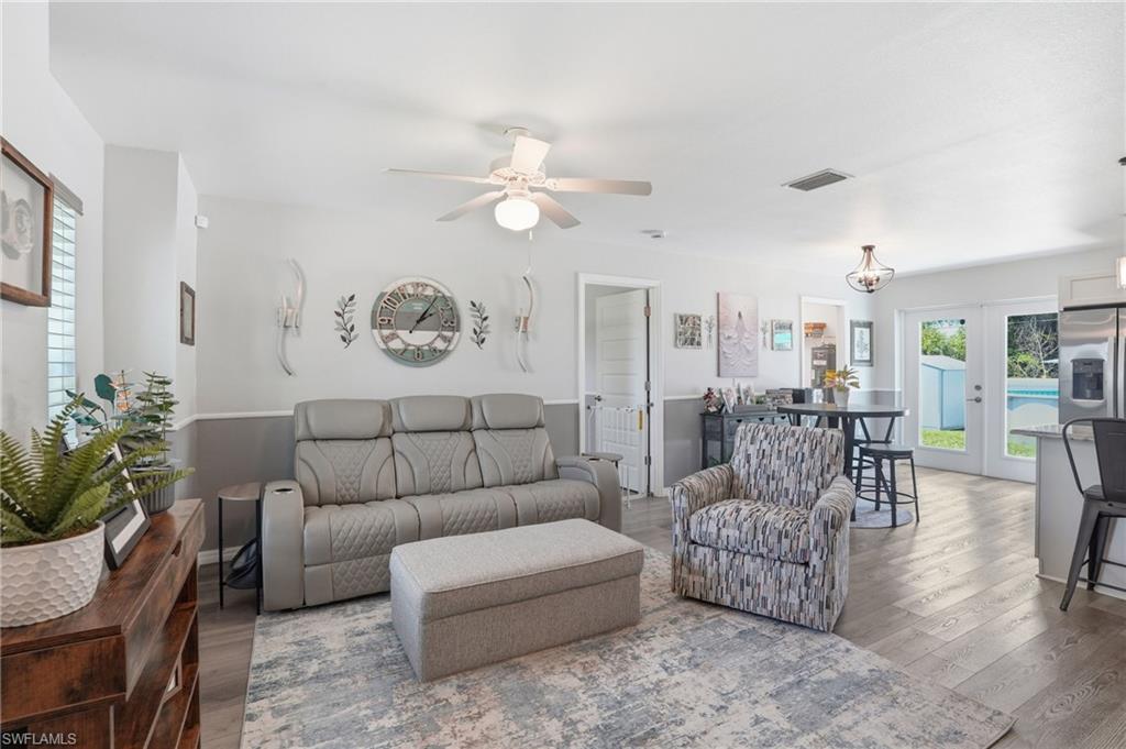 CHARLOTTE SHORES - Residential