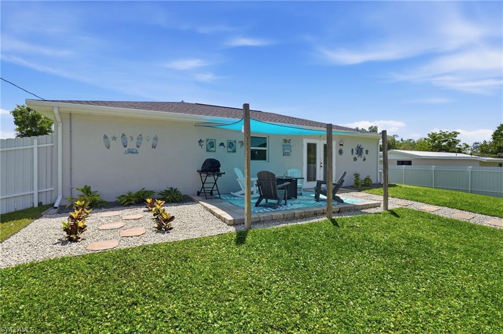 CHARLOTTE SHORES - Residential