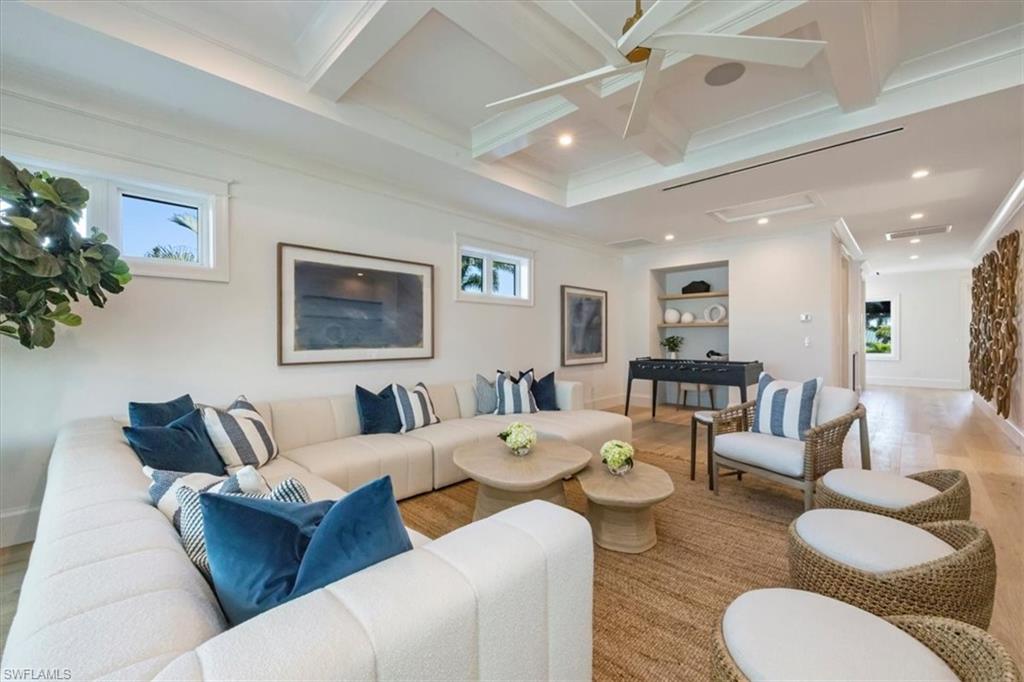 OLDE NAPLES - Residential