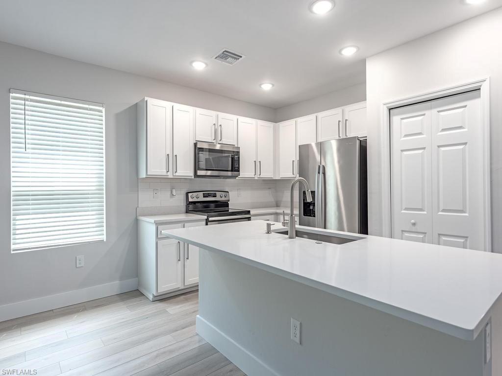 15359 Wildflower CIR