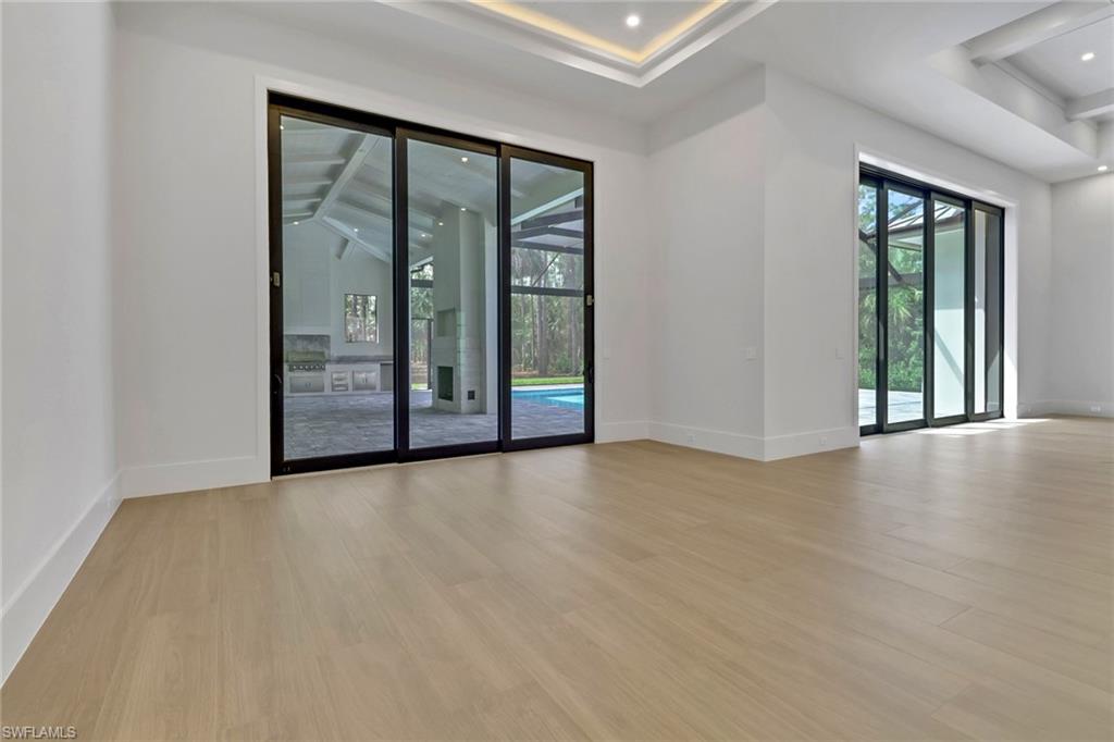 LOGAN WOODS - Residential