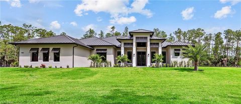 5174 Sycamore DR NAPLES FL 34119