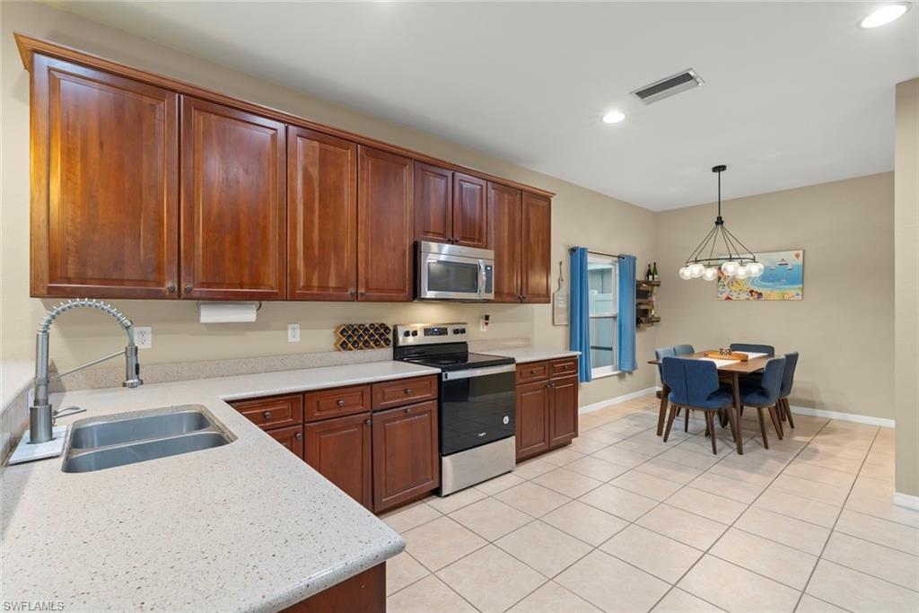 GLADIOLUS PRESERVE - Residential