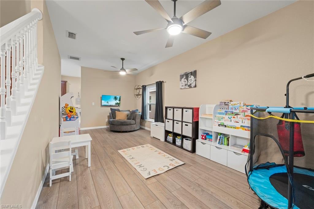 GLADIOLUS PRESERVE - Residential