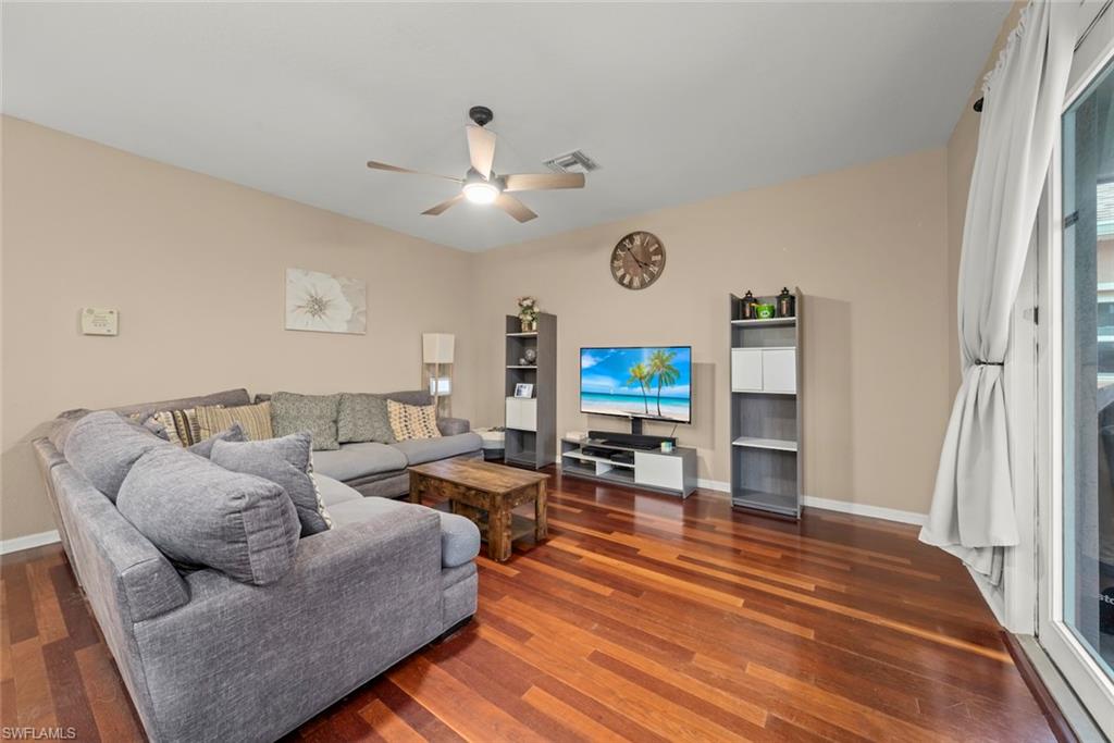 GLADIOLUS PRESERVE - Residential