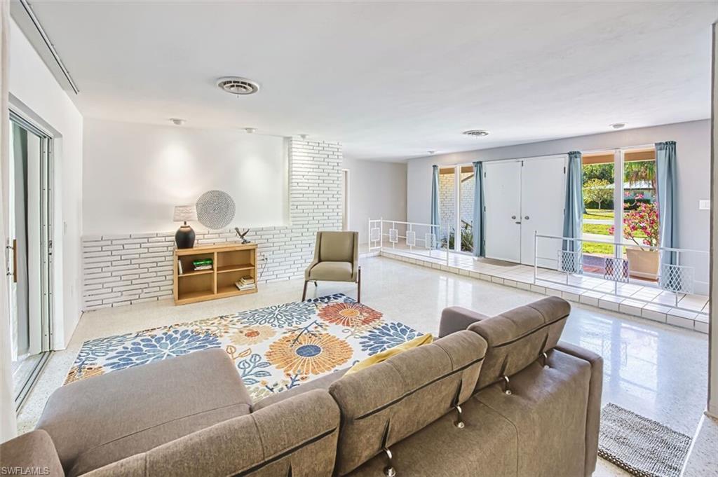 FORT MYERS - Residential