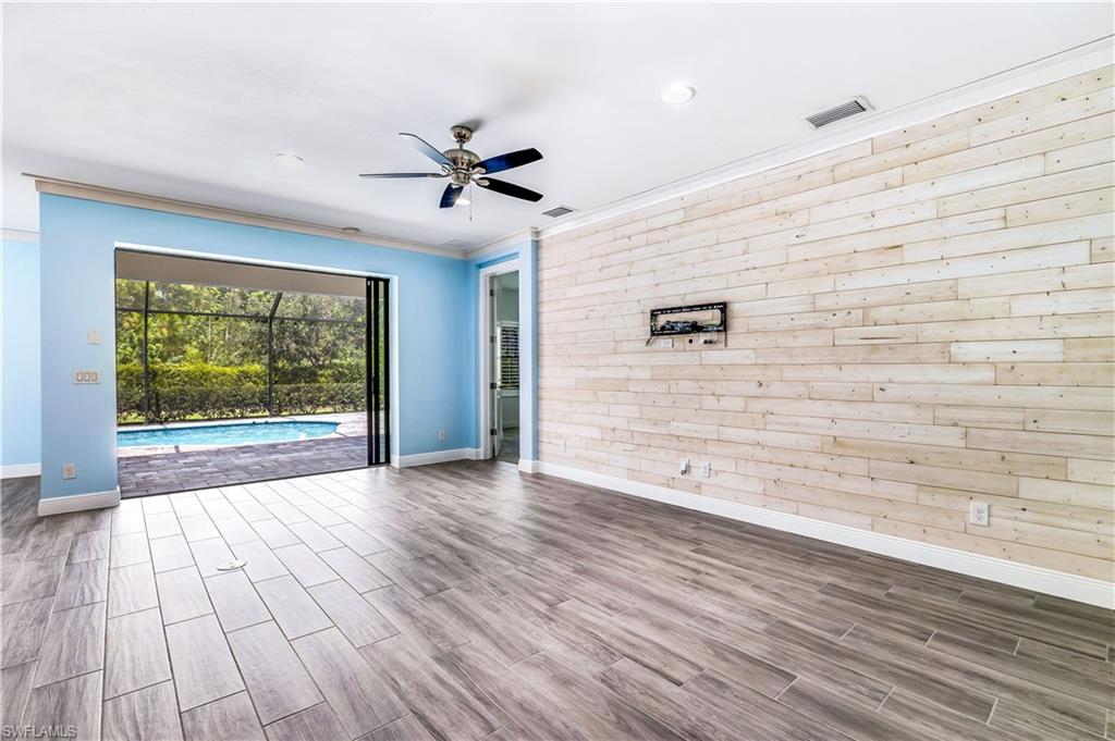 CYPRESS WALK - Residential