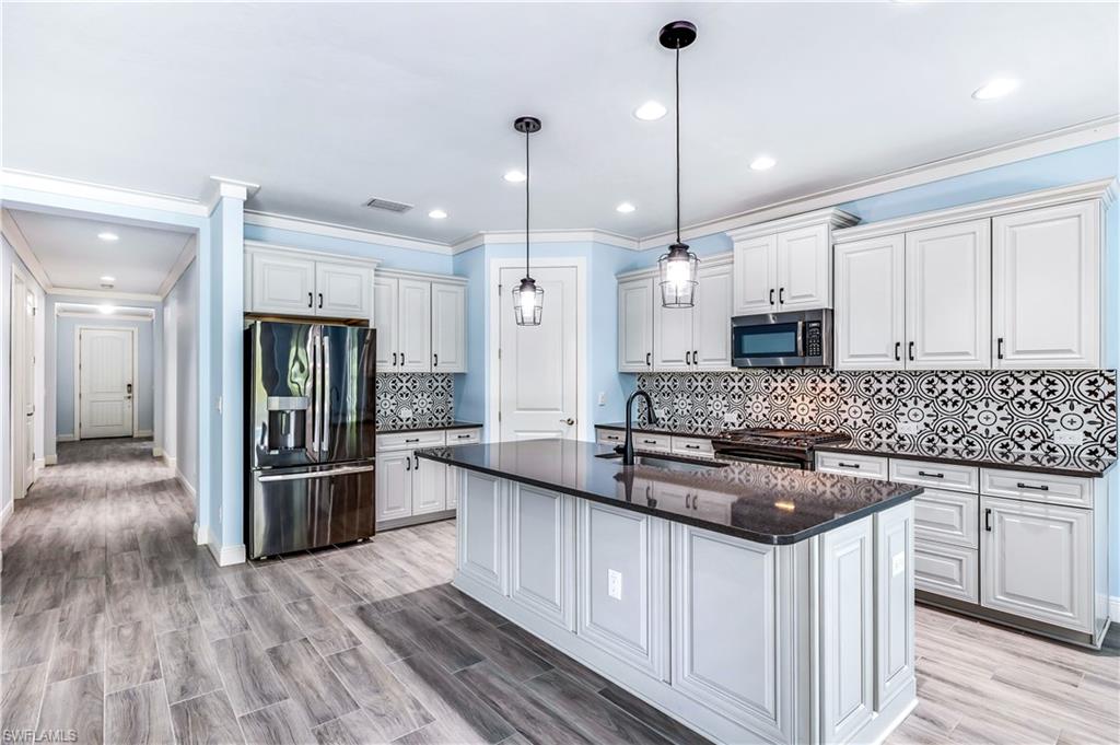 CYPRESS WALK - Residential