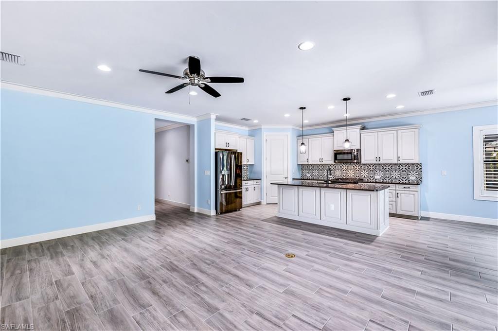 CYPRESS WALK - Residential