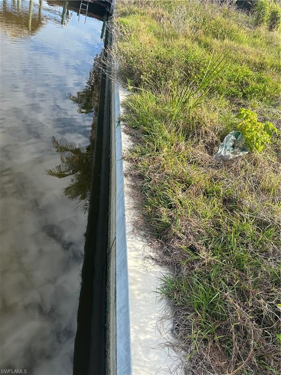 CAPE CORAL - Land