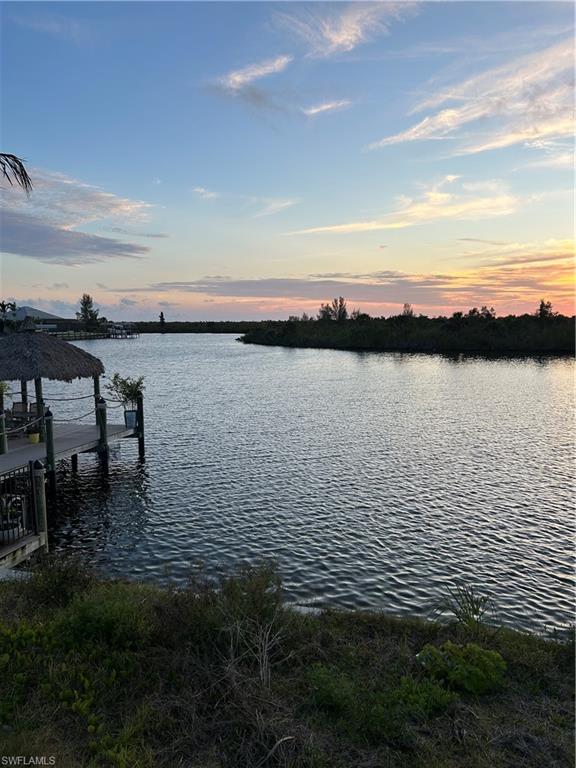 CAPE CORAL - Land