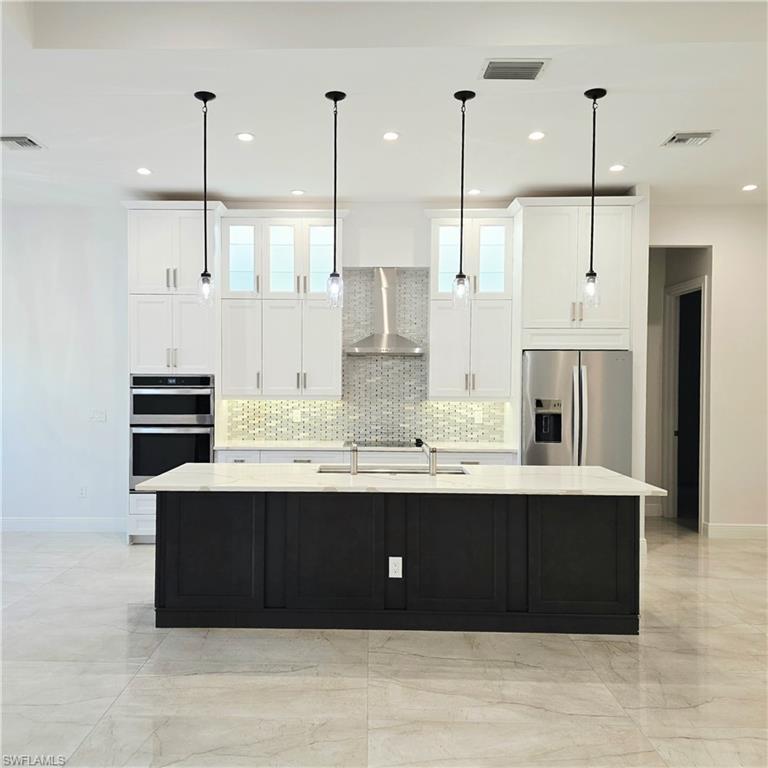 GOLDEN GATE ESTATES - Residential