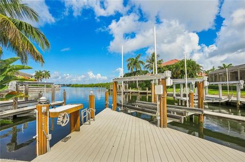 A home in MARCO ISLAND