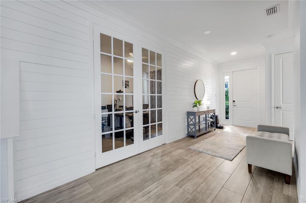 4500 Aurora ST