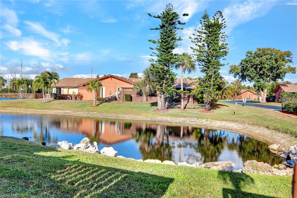 ROYAL WOODS - Residential